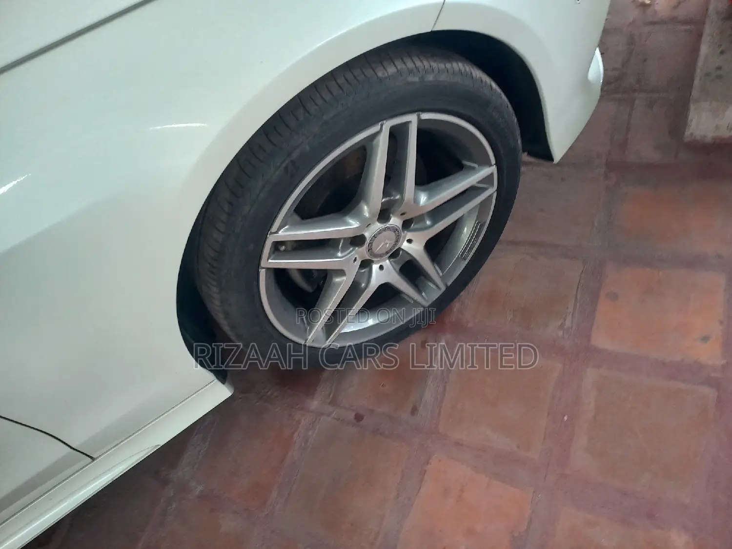 Mercedes-Benz E250 2016 White