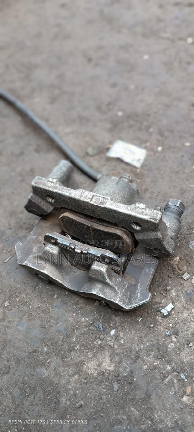 Toyota Harrier Rear Caliper - main view