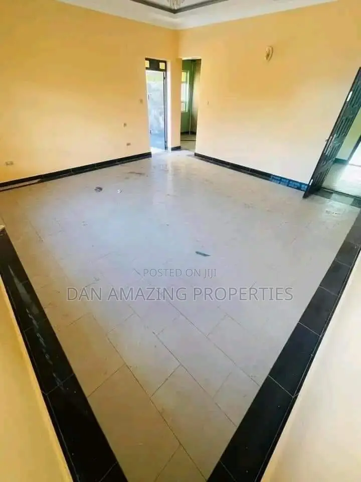 4bdrm Maisonette in Mugutha Plus Dsq, Ruiru for sale