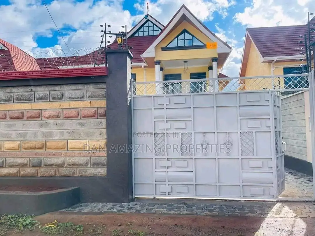 4bdrm Maisonette in Mugutha Plus Dsq, Ruiru for sale