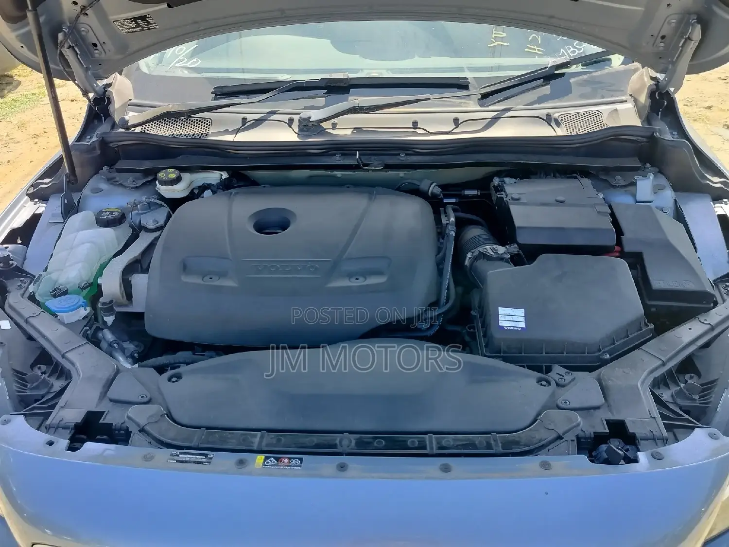 Volvo V40 2016 Silver