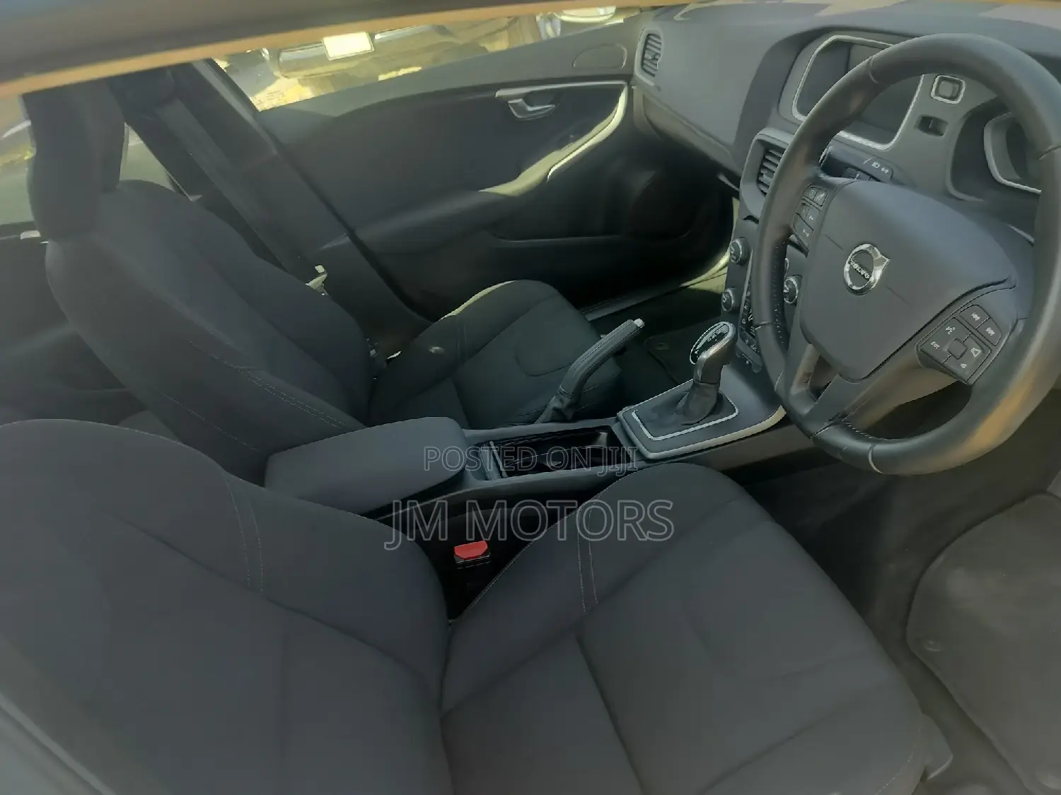 Volvo V40 2016 Silver
