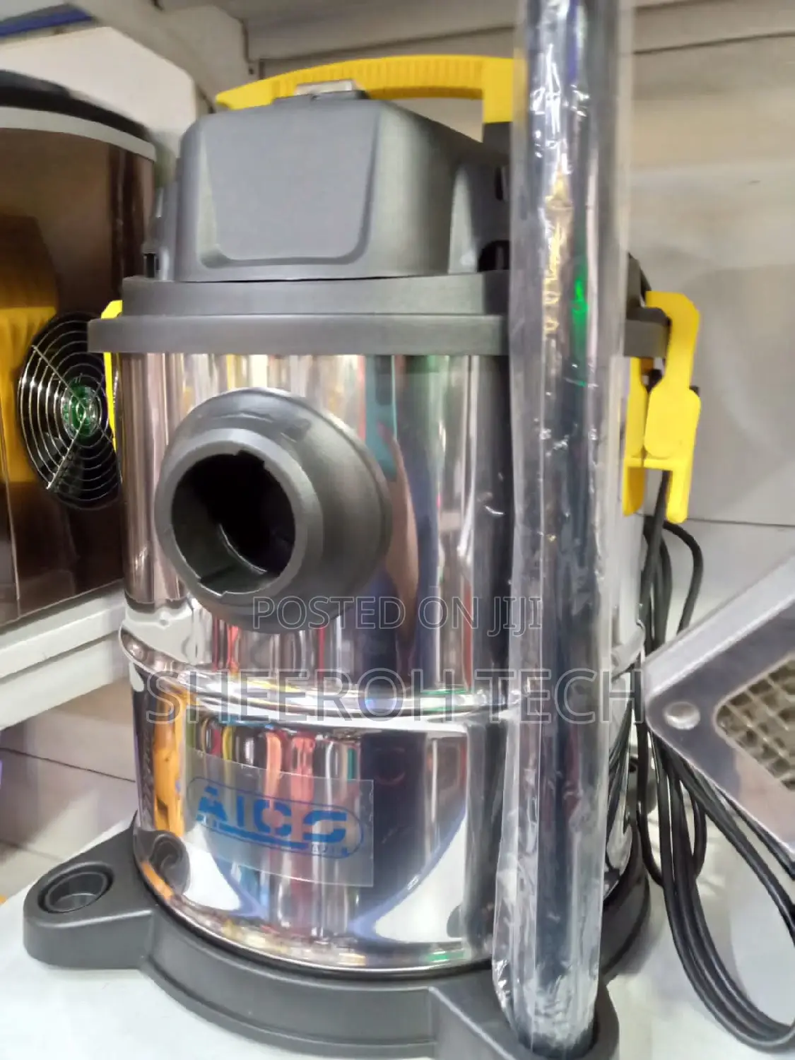 Aico Vacuum Cleaner