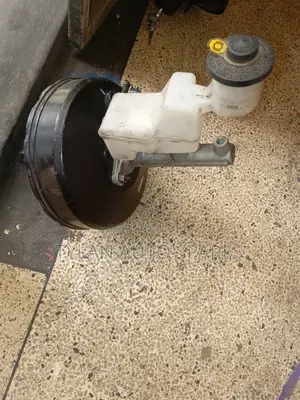 Brake Booster NZE 2005