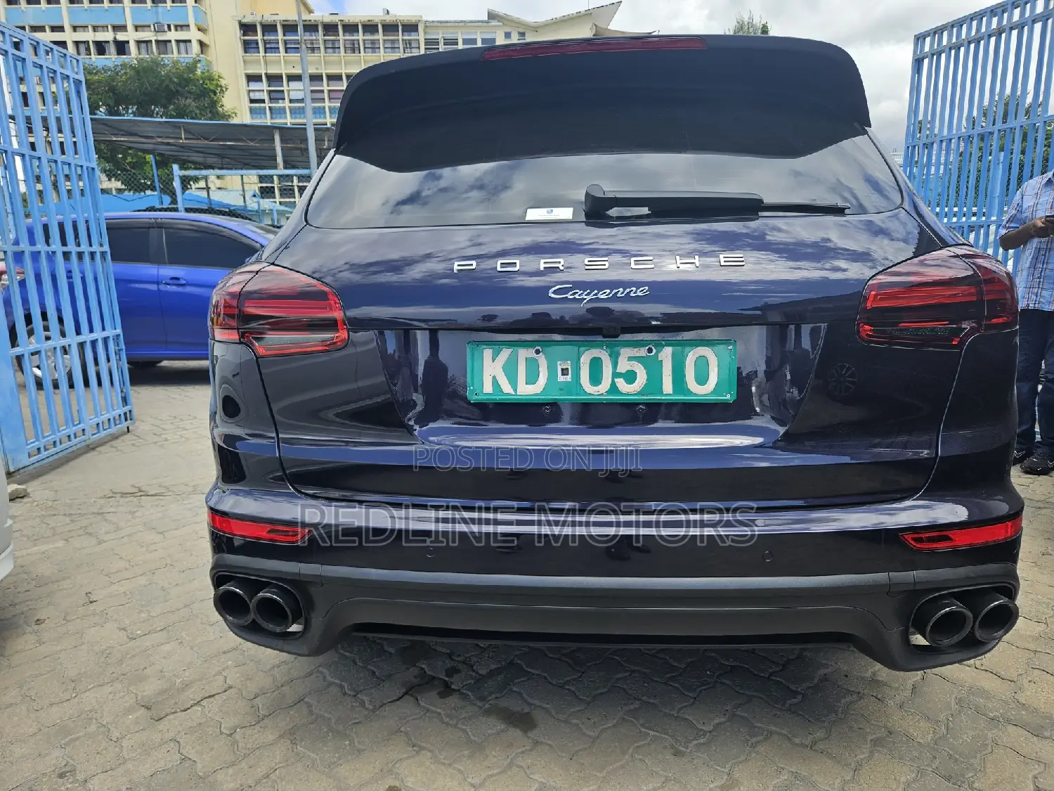 Porsche Cayenne Platinum Edition AWD 2017 Black