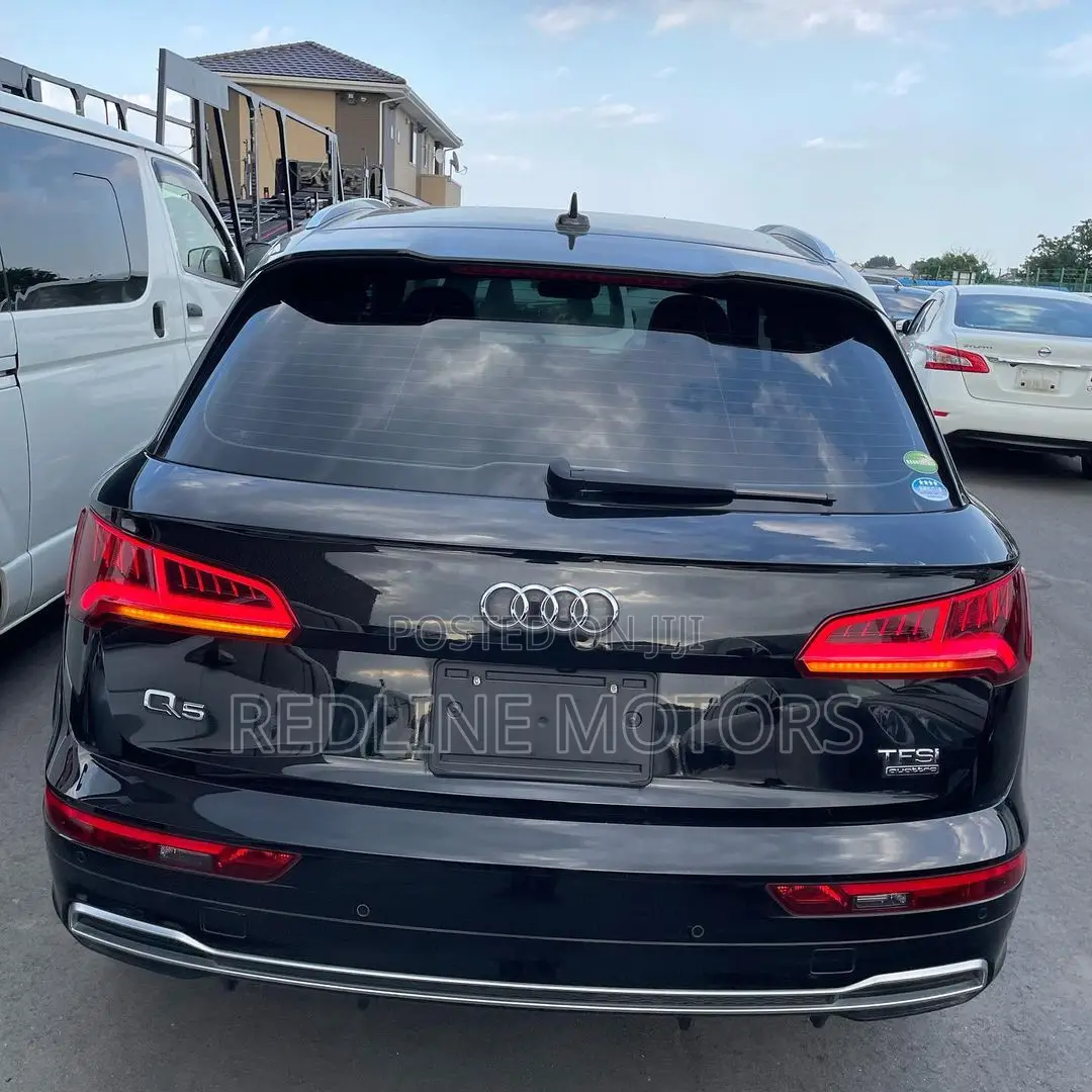 Audi Q5 2.0T Premium AWD quattro 2018 Black