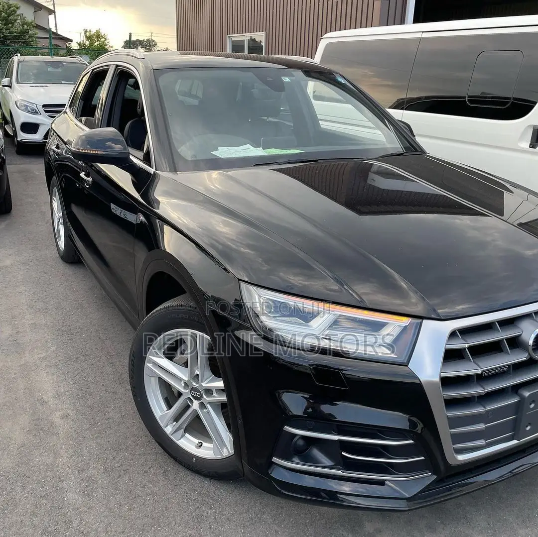 Audi Q5 2.0T Premium AWD quattro 2018 Black