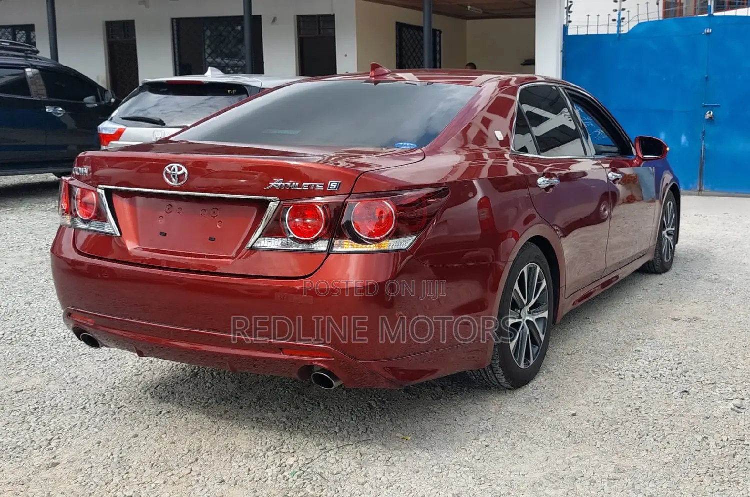Toyota Crown 2017 Red