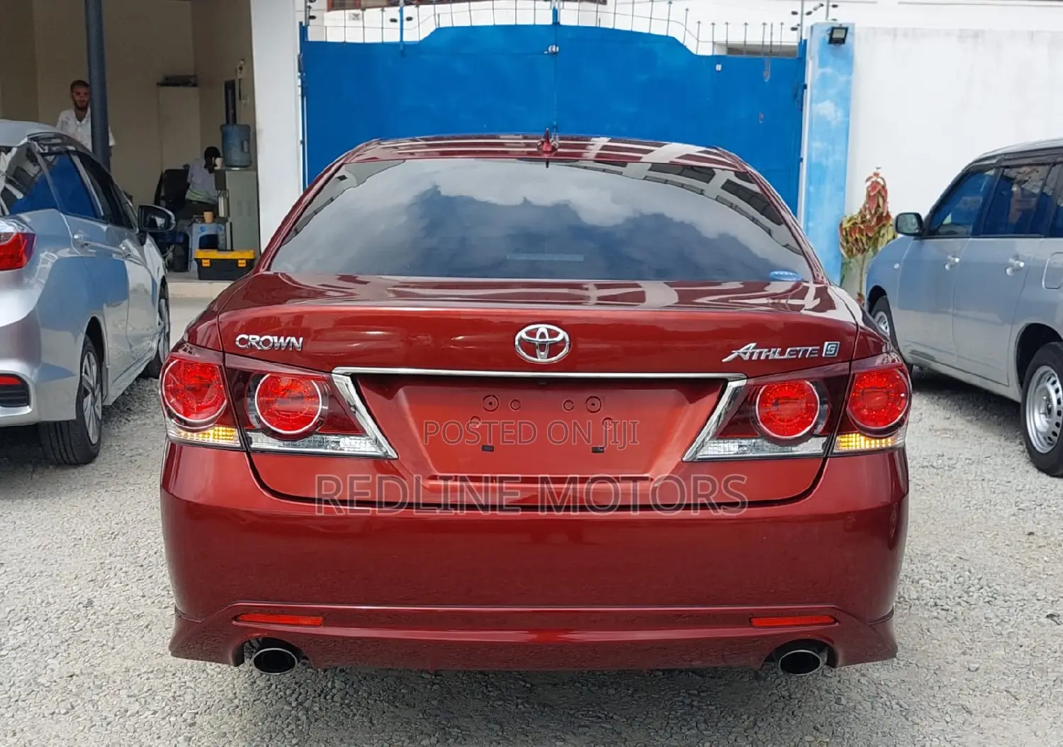 Toyota Crown 2017 Red