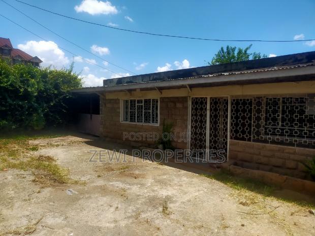 1/8 Commercial Ngong Town - main view