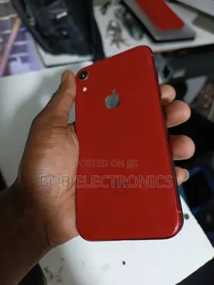 Apple iPhone XR 128 GB Red