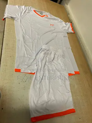 Quality Football Uniform Jersey and Shorts White and Orange