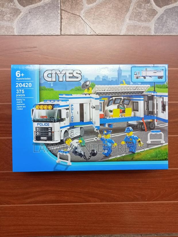 Lego Police Truck Building Blocks - main view