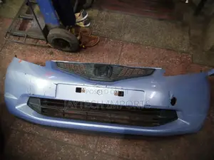 Honda Fit Frontbumper