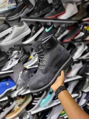 Old School Timberland Boots
KSH 4800