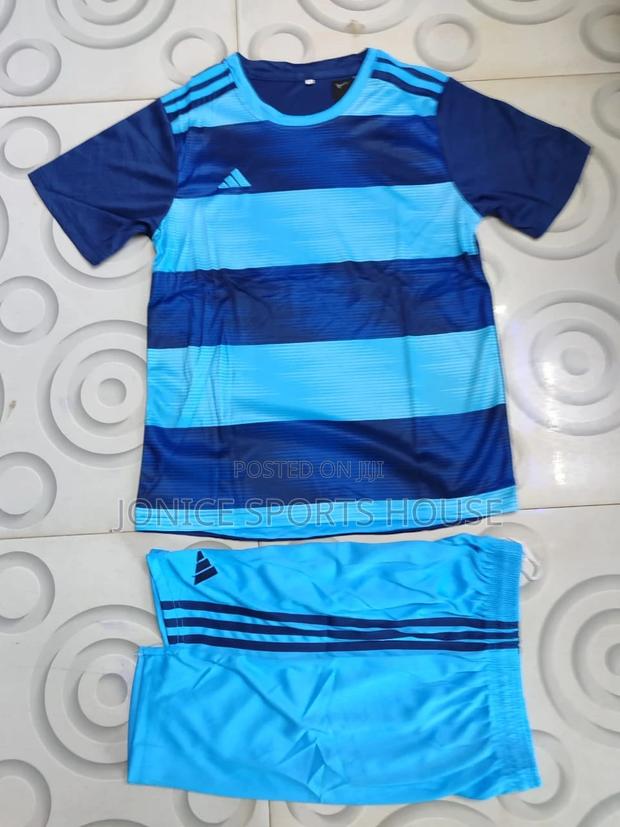 Quality Soccer Uniforms - thumbnail 3