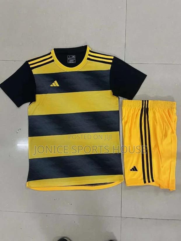 Quality Soccer Uniforms - thumbnail 4