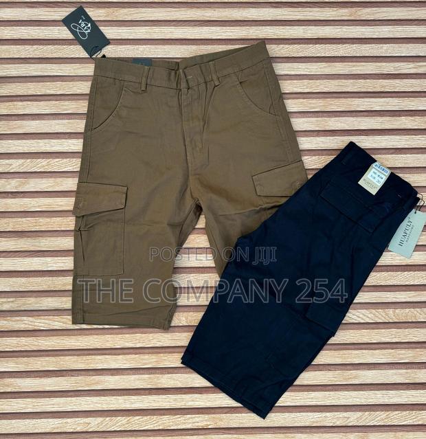 Designer Quality Men's Hard Cargo Side Pockets Shorts - main view