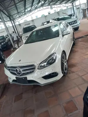 Mercedes-Benz E250 2016 White
