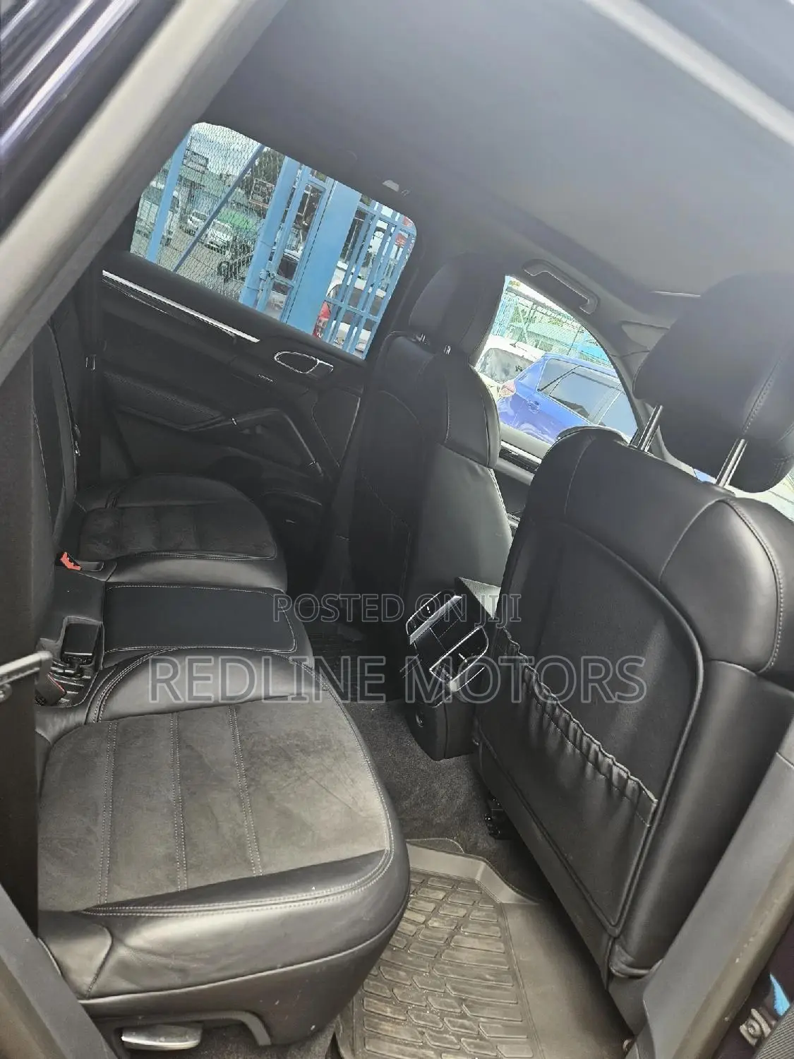Porsche Cayenne Platinum Edition AWD 2017 Black