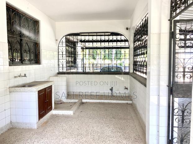 5bdrm Maisonette in Nyali for sale - thumbnail 9