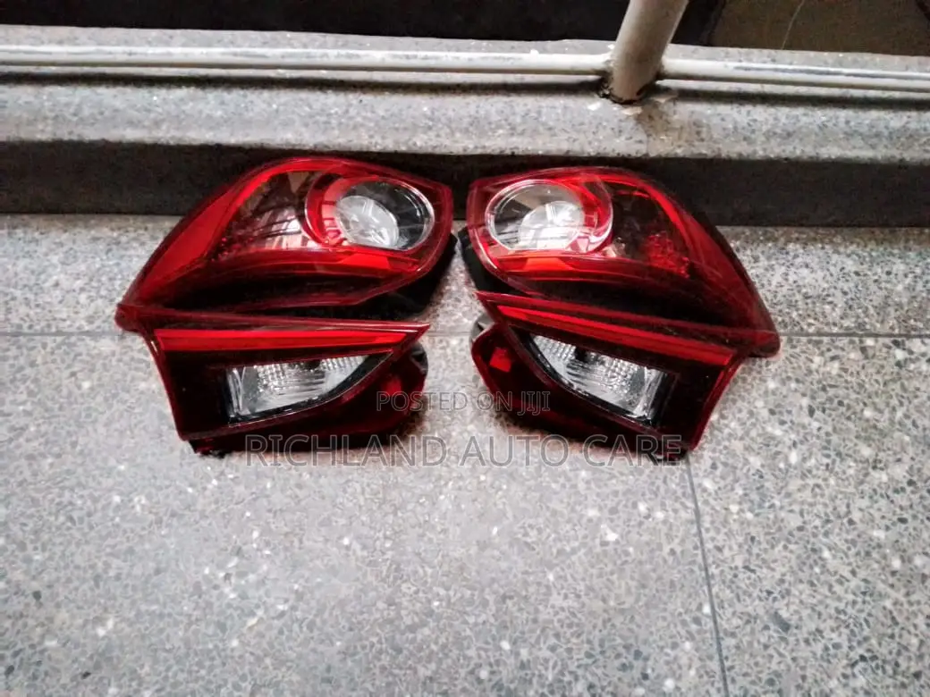 Taillamp Mazda Axela 2014