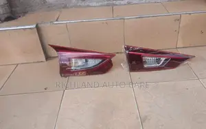 Taillamp Mazda Axela 2014