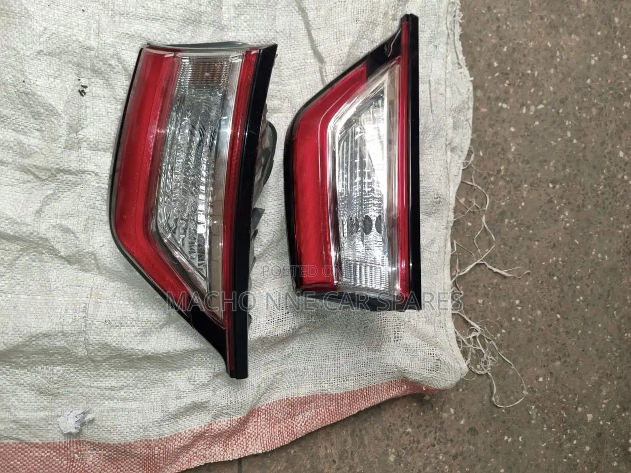 Toyota Harrier 2018 Red Bootlights