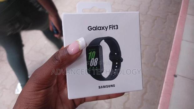 Samsung Galaxy Fit 3 Smartwatch New - main view