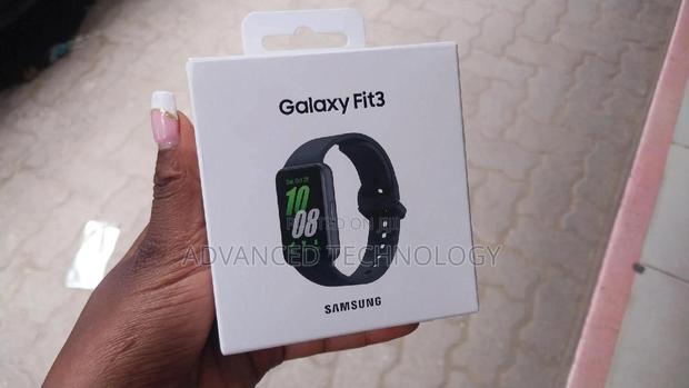 Samsung Galaxy Fit 3 Smartwatch New - thumbnail 2