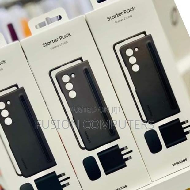Samsung Galaxy Z Fold 5 Starter Pack - thumbnail 2