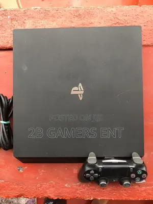 Play Station 4 Pro Chipped Version.9.00