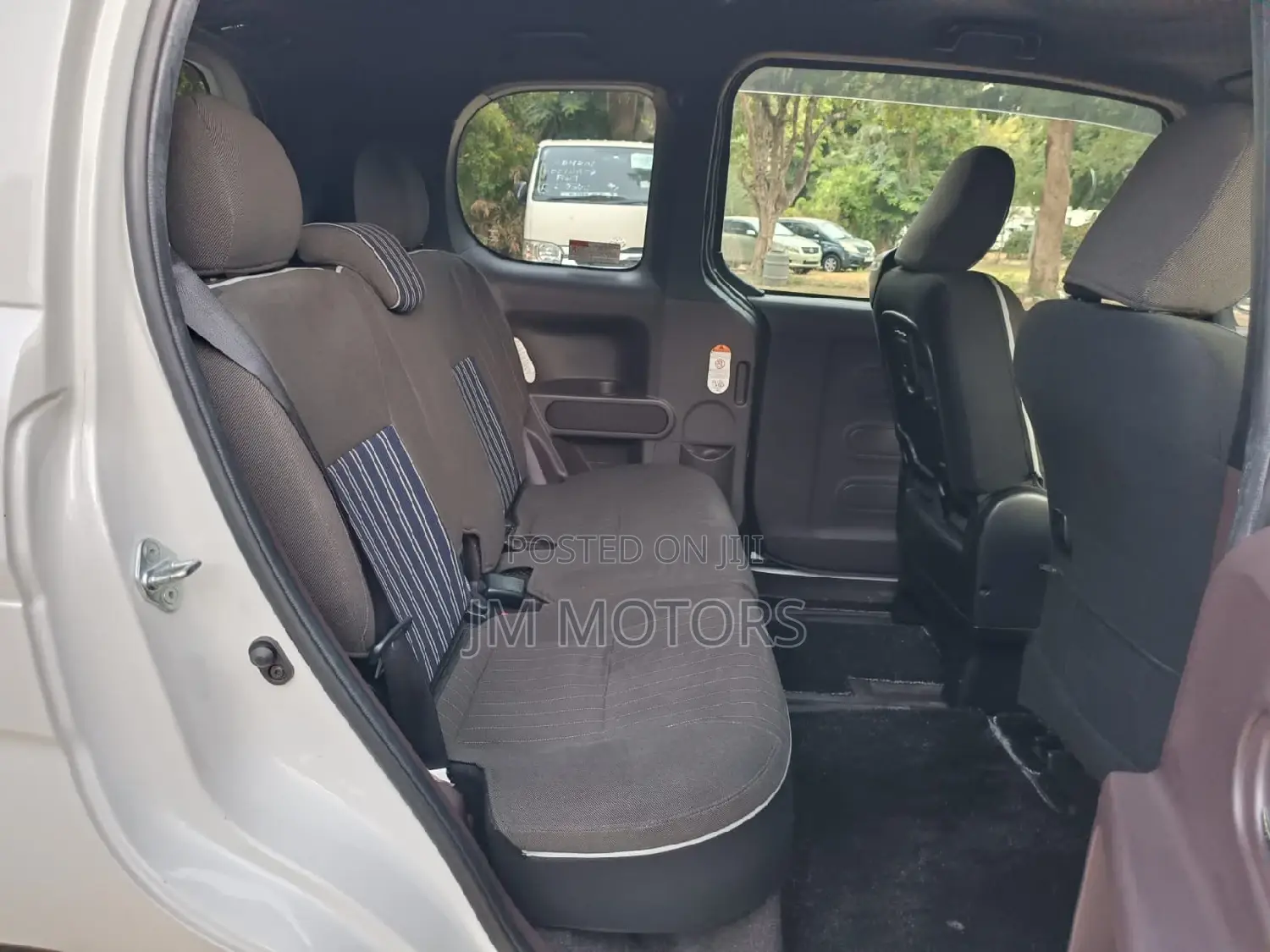 Toyota Spade 2017 White
