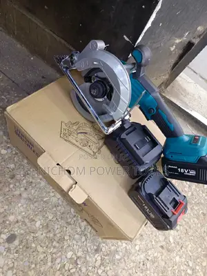 18v Makita Rechargeable Circular Saw/Cordless Circular Saw
