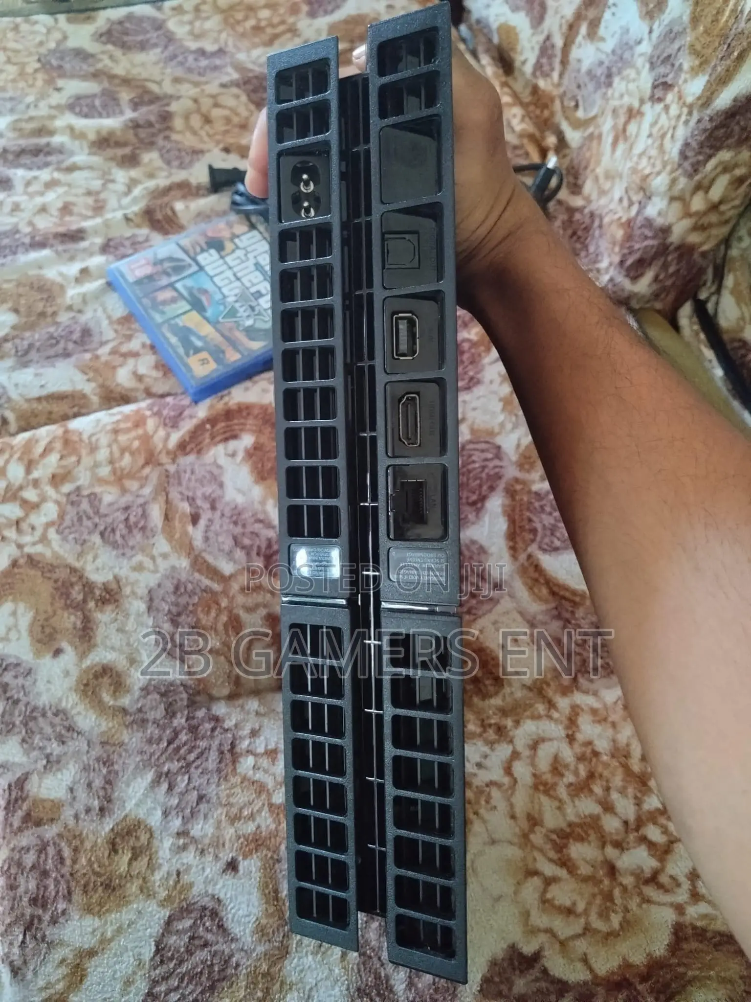 Play Station 4, Standard, GTA v Used