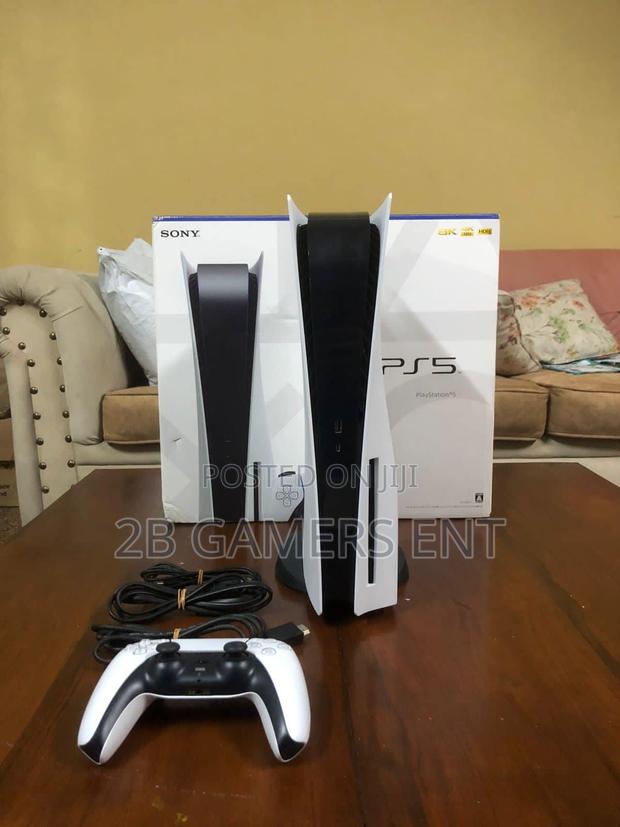 Ps5 Standard Pre Owned - main view
