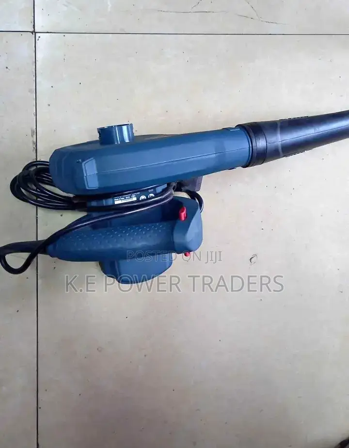 650w Bosch Air Blower