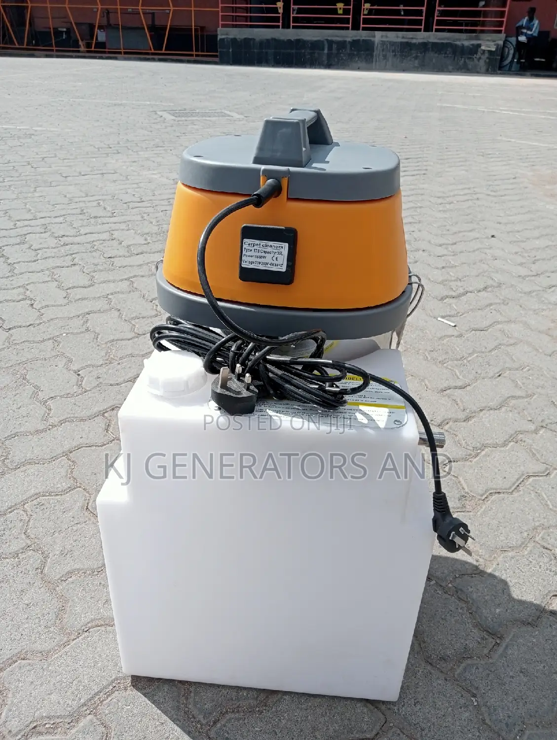 Carpet Cleaner 35litres