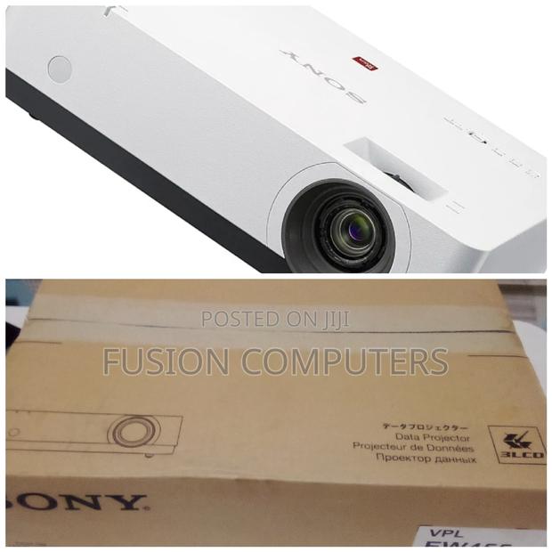 Sony VPLEW455 3,500 Lumens WXGA High Brightness Projector