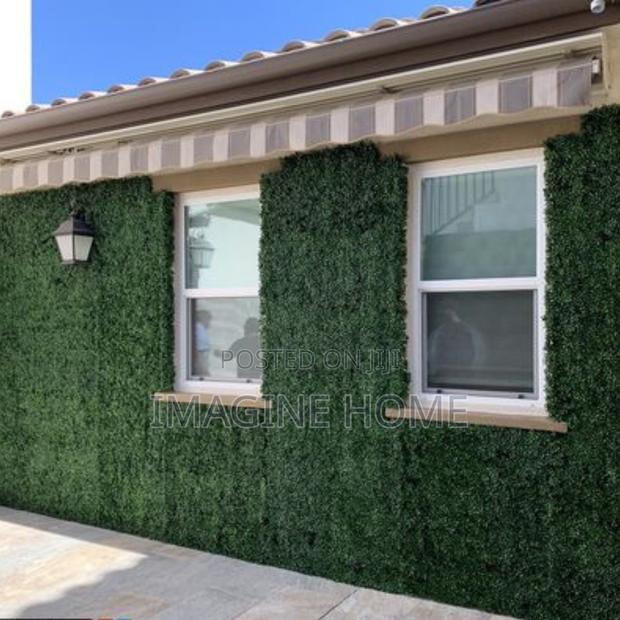 Artificial Green Wall Hedges