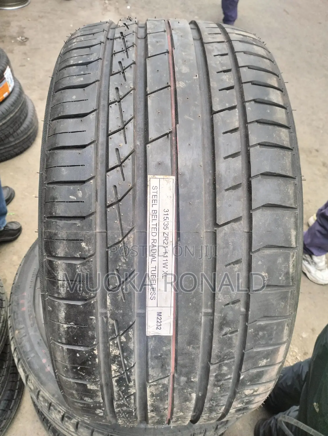 315/35r21 Accelera Tyre Made in Indonesia