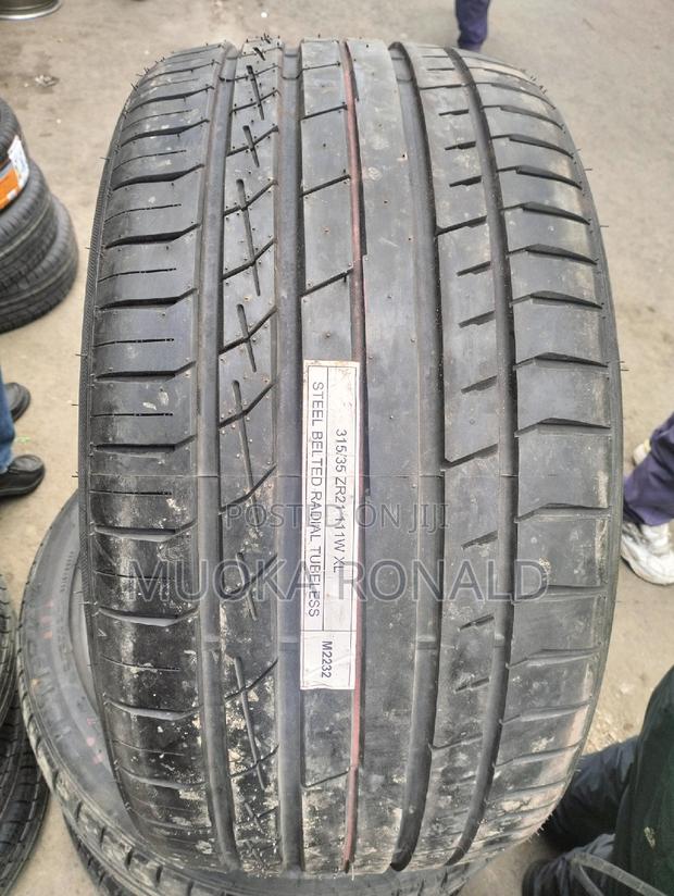 315/35r21 Accelera Tyre Made in Indonesia