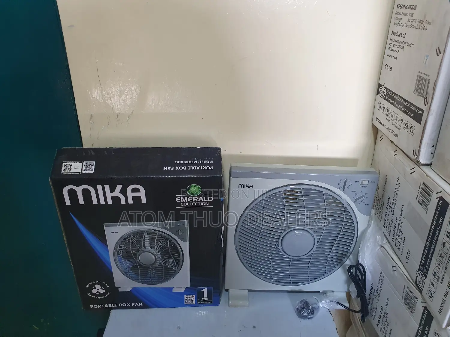 Portable Mika Box Fan With Controller