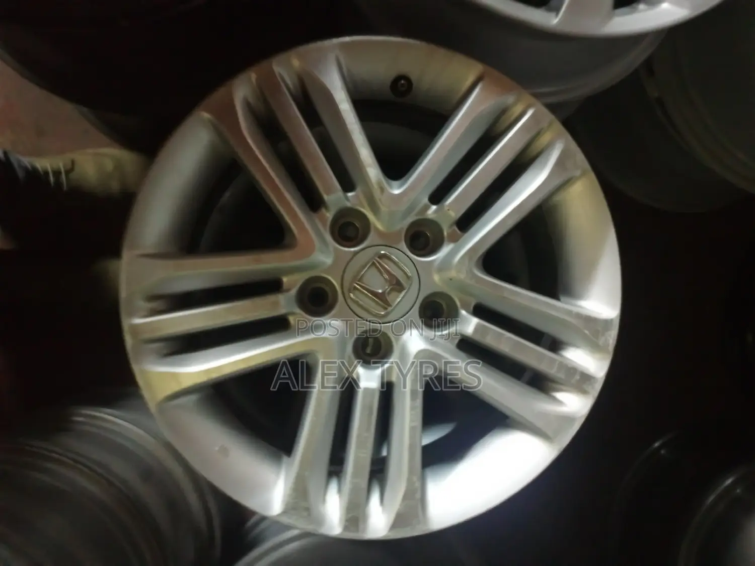 Size 16 CRV Honda Alloy Japan Rims Set