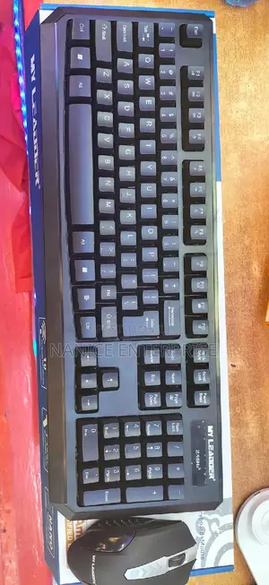 Wireless Keyboard,Comes With Mouse
