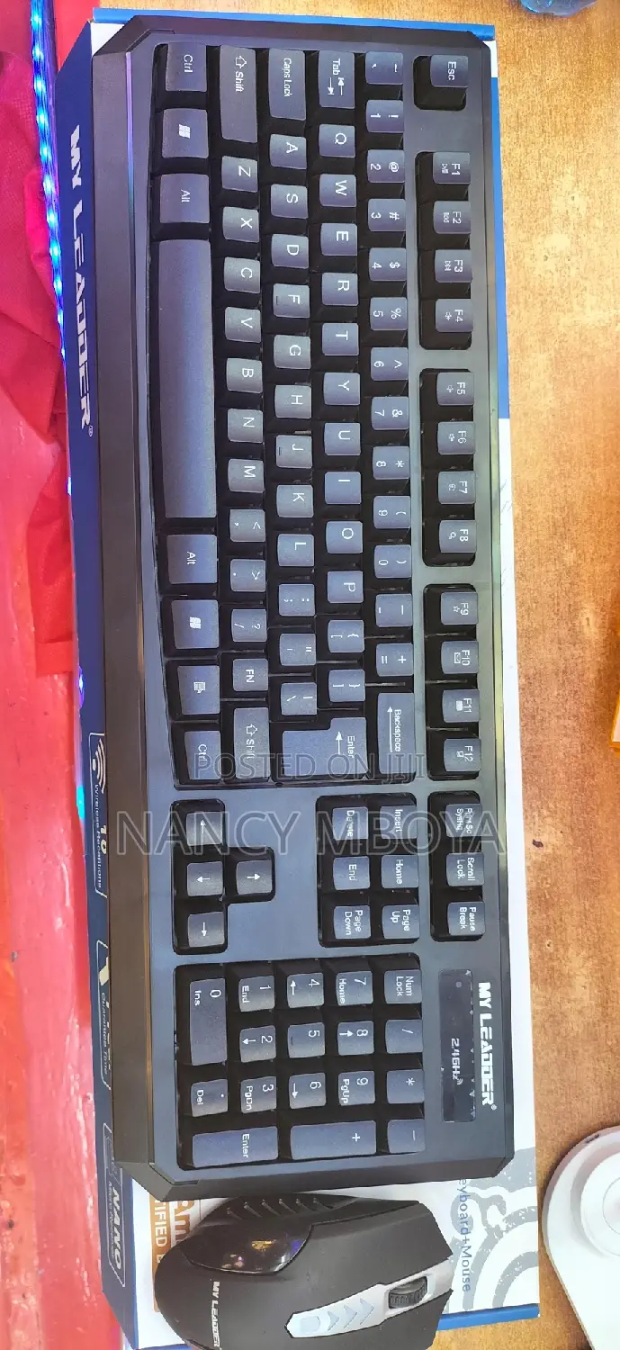Wireless Keyboard,Comes With Mouse