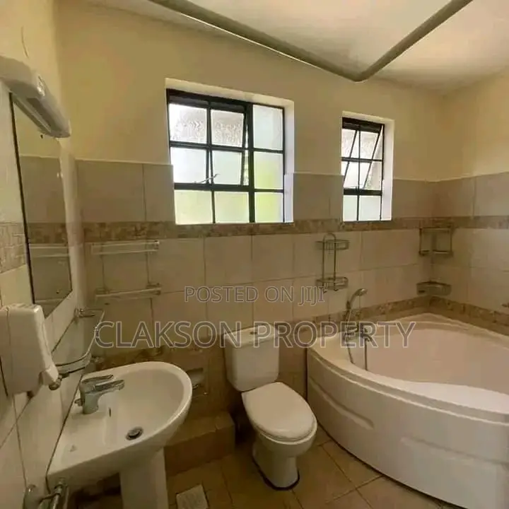 3bdrm Apartment in Lavington for rent