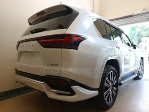 New Lexus LX 2023 White