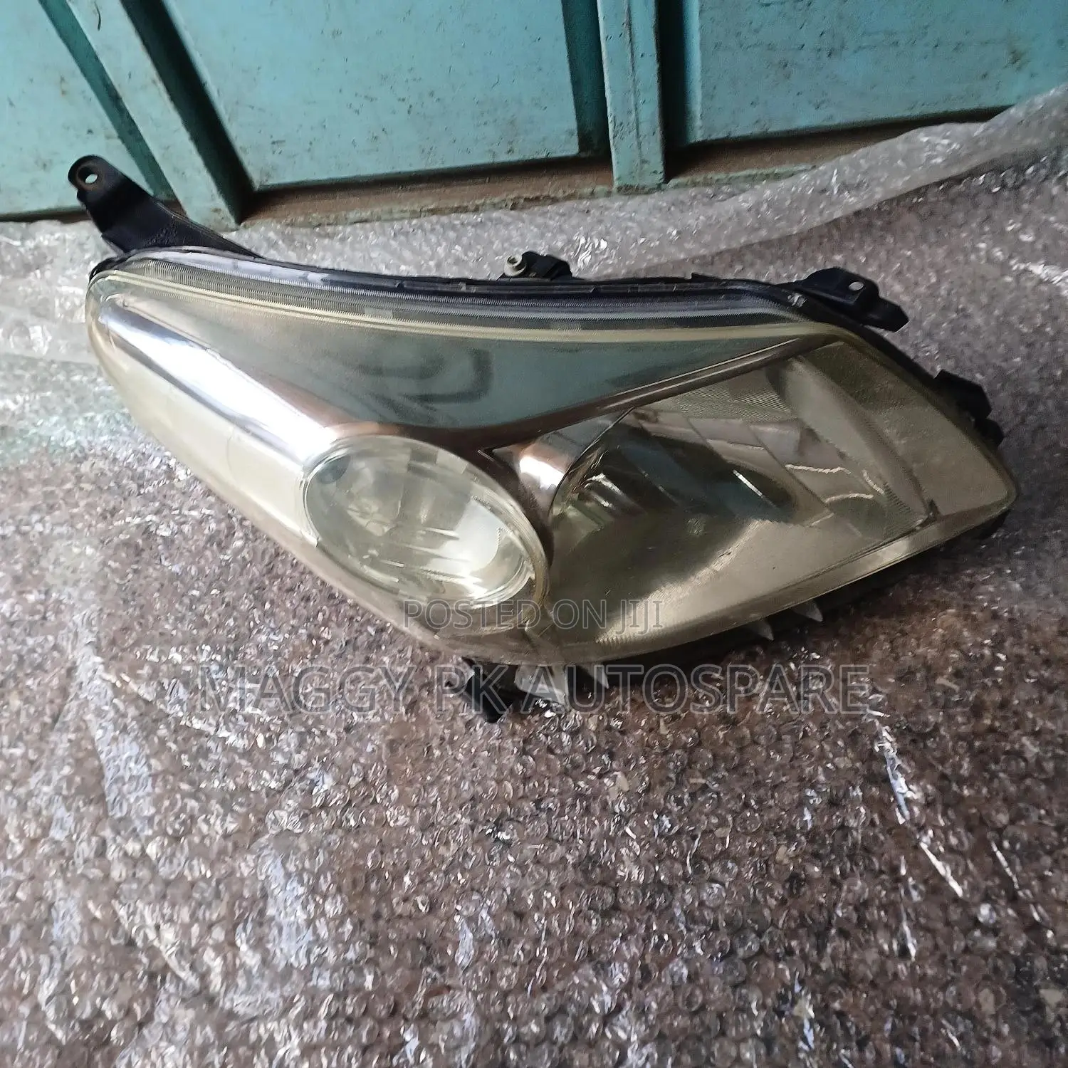 Ist New 2013model Headlight Non Xenon Type