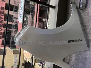 Toyota Noah 2015 Fender